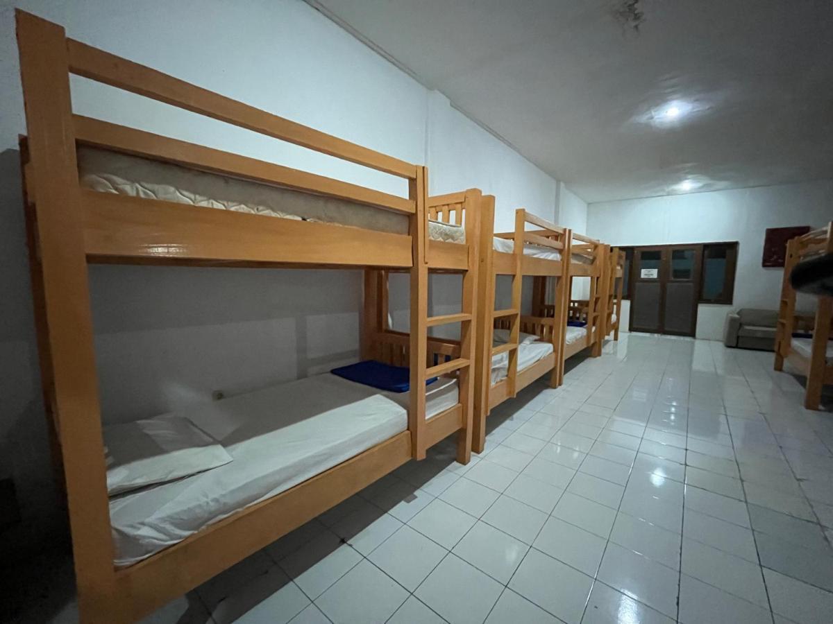Oseania Hostel Senggigi Zewnętrze zdjęcie