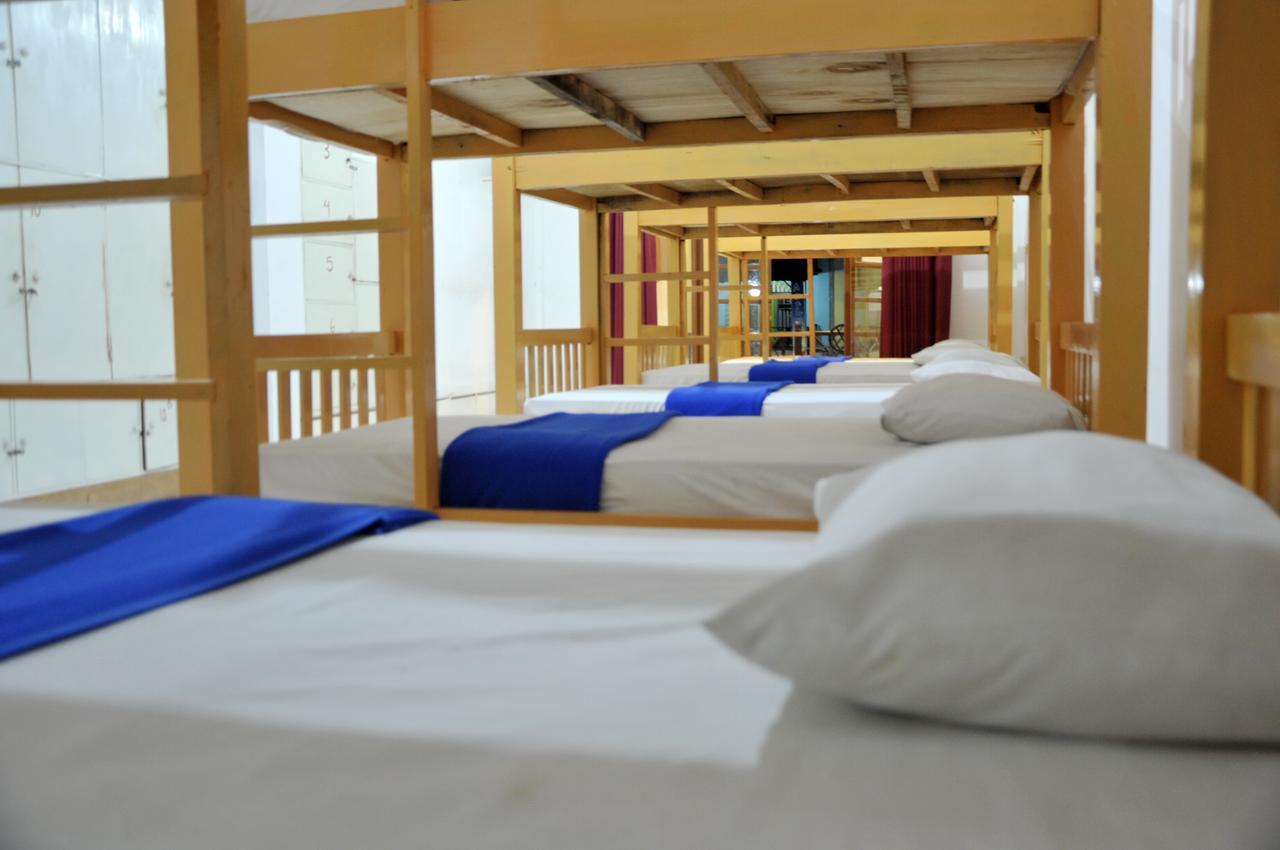 Oseania Hostel Senggigi Zewnętrze zdjęcie