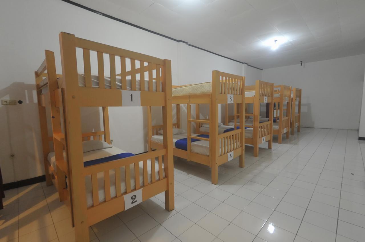 Oseania Hostel Senggigi Zewnętrze zdjęcie