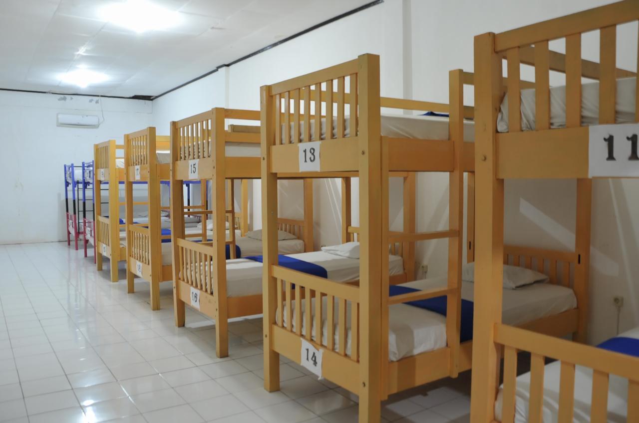Oseania Hostel Senggigi Zewnętrze zdjęcie